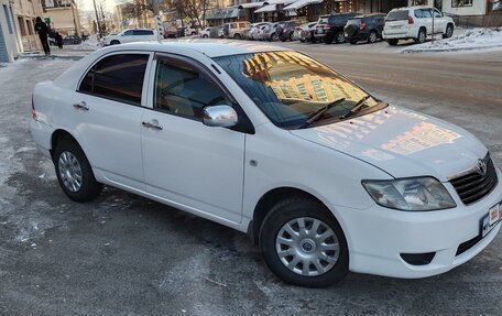 Toyota Corolla, 2004 год, 800 000 рублей, 4 фотография