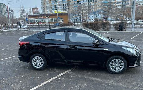 Hyundai Solaris II рестайлинг, 2021 год, 1 630 000 рублей, 17 фотография