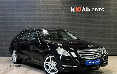 Mercedes-Benz E-Класс, 2010 год, 1 515 000 рублей, 3 фотография