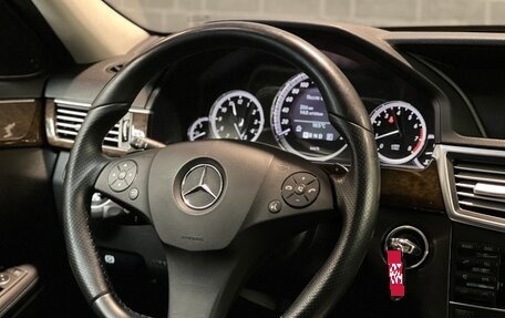 Mercedes-Benz E-Класс, 2010 год, 1 515 000 рублей, 14 фотография