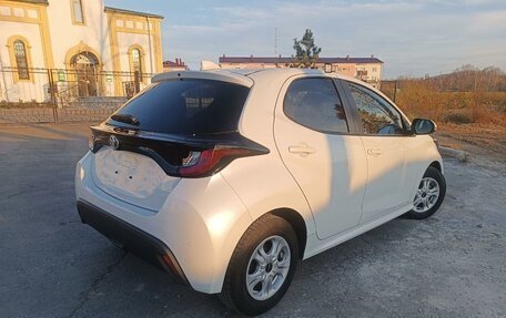 Toyota Yaris, 2021 год, 1 470 000 рублей, 7 фотография