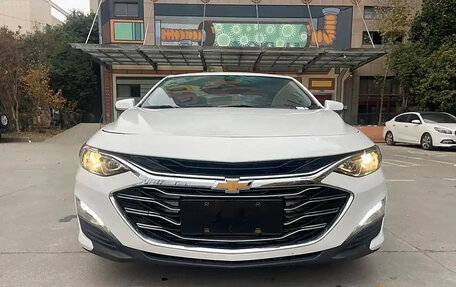 Chevrolet Malibu IX, 2022 год, 1 500 000 рублей, 2 фотография