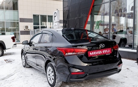 Hyundai Solaris II рестайлинг, 2019 год, 1 350 000 рублей, 3 фотография