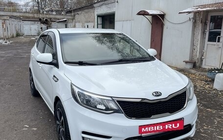 KIA Rio III рестайлинг, 2017 год, 1 200 000 рублей, 5 фотография