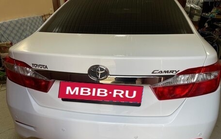 Toyota Camry, 2012 год, 1 850 000 рублей, 7 фотография