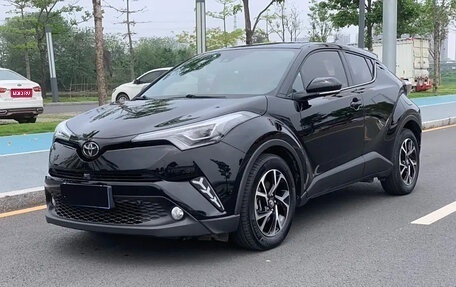 Toyota C-HR I рестайлинг, 2021 год, 1 599 500 рублей, 1 фотография