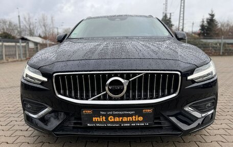 Volvo V60 II, 2021 год, 3 410 000 рублей, 2 фотография