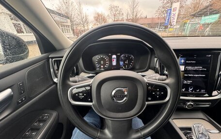 Volvo V60 II, 2021 год, 3 410 000 рублей, 10 фотография