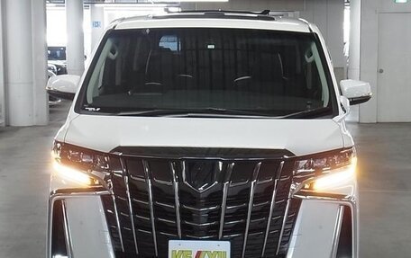 Toyota Alphard III, 2022 год, 4 500 000 рублей, 3 фотография