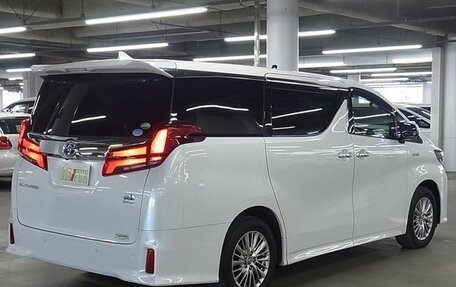 Toyota Alphard III, 2022 год, 4 500 000 рублей, 7 фотография