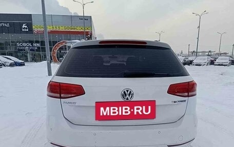 Volkswagen Passat B8 рестайлинг, 2016 год, 1 659 000 рублей, 6 фотография