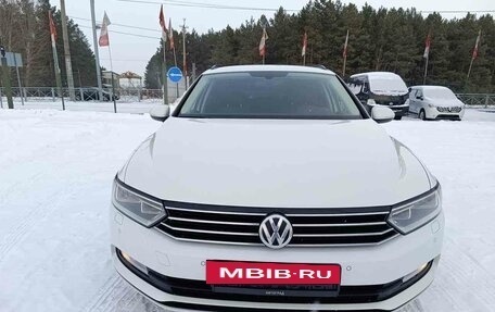 Volkswagen Passat B8 рестайлинг, 2016 год, 1 659 000 рублей, 2 фотография