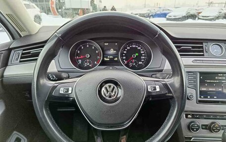 Volkswagen Passat B8 рестайлинг, 2016 год, 1 659 000 рублей, 17 фотография