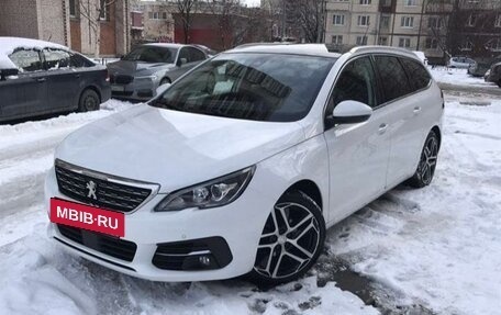 Peugeot 308 II, 2017 год, 1 395 000 рублей, 6 фотография