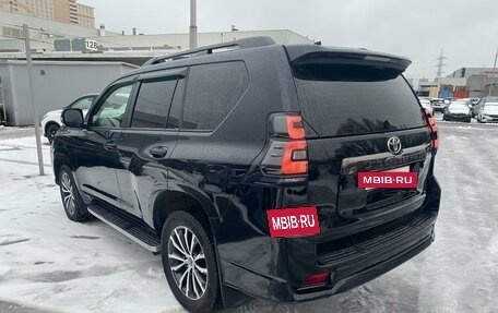 Toyota Land Cruiser Prado 150 рестайлинг 2, 2021 год, 6 990 000 рублей, 5 фотография