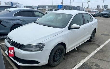 Volkswagen Jetta VI, 2014 год, 1 370 000 рублей, 3 фотография