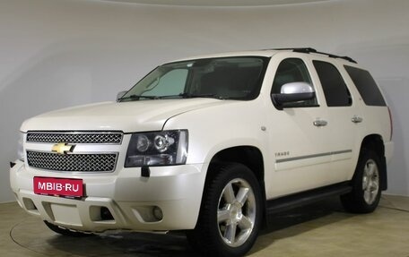 Chevrolet Tahoe III, 2012 год, 2 008 000 рублей, 1 фотография