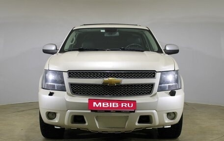 Chevrolet Tahoe III, 2012 год, 2 008 000 рублей, 2 фотография