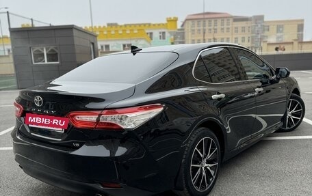 Toyota Camry, 2020 год, 3 390 000 рублей, 3 фотография