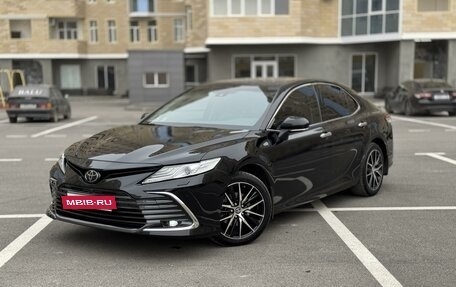 Toyota Camry, 2020 год, 3 390 000 рублей, 2 фотография