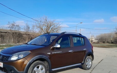 Renault Sandero I, 2014 год, 950 000 рублей, 1 фотография