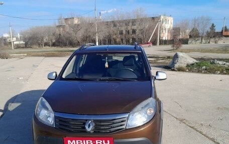 Renault Sandero I, 2014 год, 950 000 рублей, 2 фотография