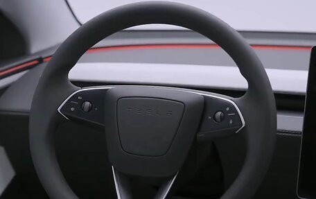 Tesla Model Y I, 2025 год, 6 550 000 рублей, 13 фотография