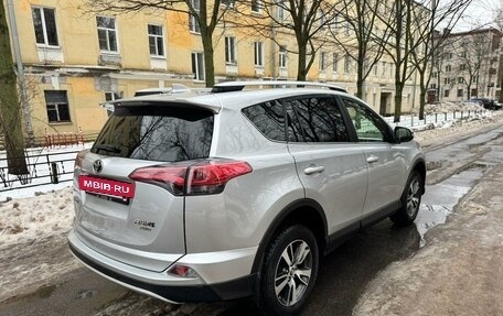 Toyota RAV4, 2016 год, 2 280 000 рублей, 8 фотография