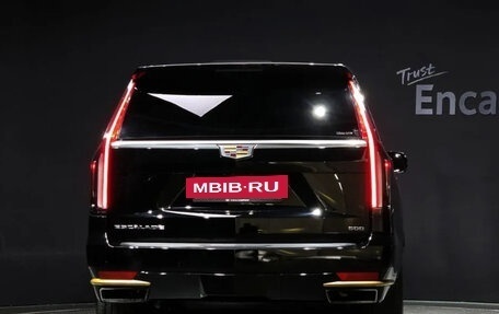 Cadillac Escalade V, 2021 год, 13 135 000 рублей, 3 фотография