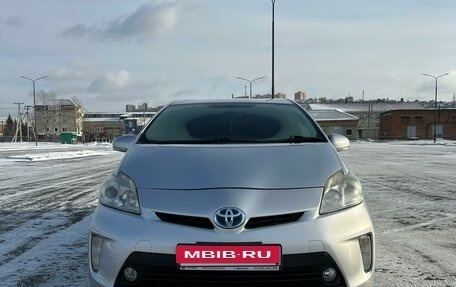 Toyota Prius, 2011 год, 1 170 000 рублей, 3 фотография