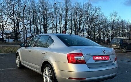 Skoda Octavia, 2017 год, 1 640 000 рублей, 10 фотография