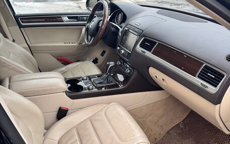 Volkswagen Touareg III, 2015 год, 2 800 000 рублей, 8 фотография