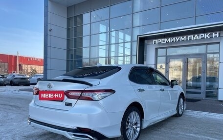 Toyota Camry, 2018 год, 2 760 000 рублей, 6 фотография