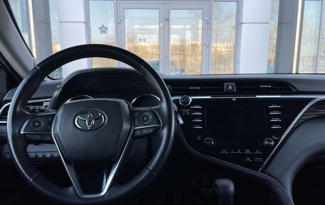 Toyota Camry, 2018 год, 2 760 000 рублей, 22 фотография