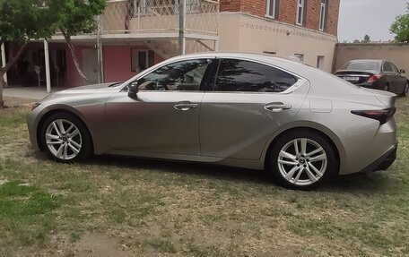 Lexus IS III, 2022 год, 3 200 000 рублей, 6 фотография