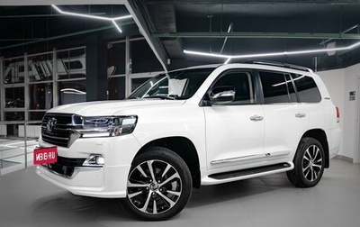 Toyota Land Cruiser 200, 2019 год, 6 549 000 рублей, 1 фотография