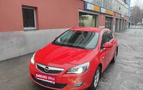 Opel Astra J, 2012 год, 1 150 000 рублей, 3 фотография