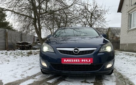 Opel Astra J, 2011 год, 720 000 рублей, 7 фотография