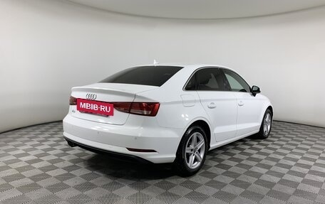 Audi A3, 2018 год, 1 948 000 рублей, 5 фотография