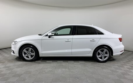 Audi A3, 2018 год, 1 948 000 рублей, 8 фотография