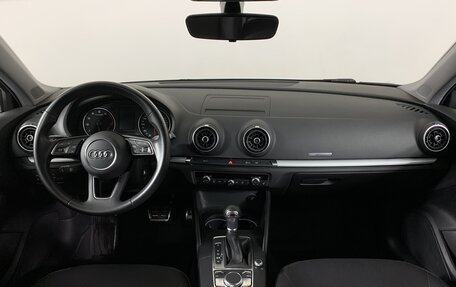 Audi A3, 2018 год, 1 948 000 рублей, 13 фотография