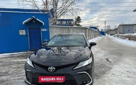 Toyota Camry, 2022 год, 4 000 000 рублей, 3 фотография