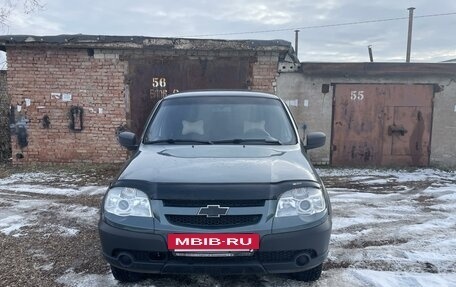 Chevrolet Niva I рестайлинг, 2015 год, 640 000 рублей, 3 фотография