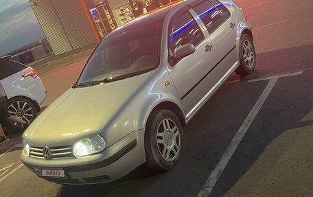 Volkswagen Golf IV, 1998 год, 380 000 рублей, 2 фотография