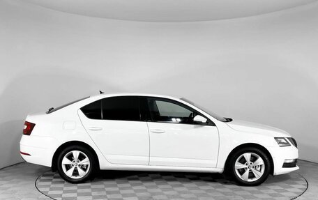 Skoda Octavia, 2018 год, 1 400 000 рублей, 4 фотография