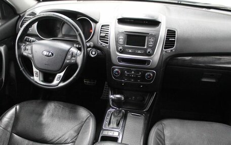 KIA Sorento III Prime рестайлинг, 2015 год, 1 880 000 рублей, 11 фотография