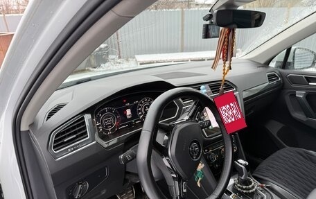 Volkswagen Tiguan II, 2017 год, 2 650 000 рублей, 12 фотография