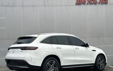 Mercedes-Benz EQC, 2022 год, 6 700 000 рублей, 4 фотография