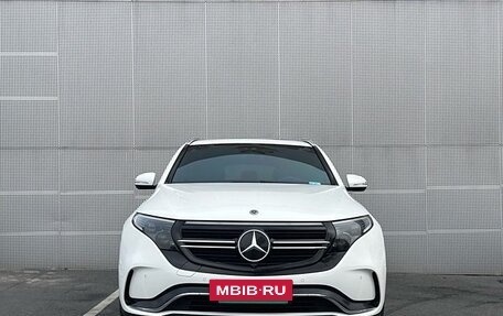 Mercedes-Benz EQC, 2022 год, 6 700 000 рублей, 2 фотография