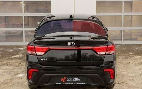 KIA Rio IV, 2018 год, 1 359 000 рублей, 5 фотография